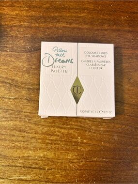 Charlotte Tilbury Pillow Talk Dreams Luxury Palette - Soft Pink
